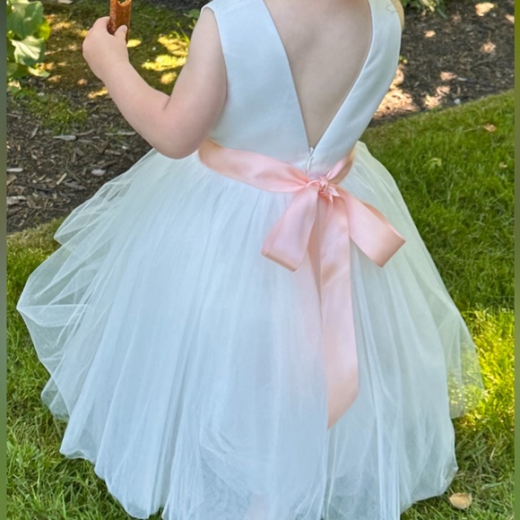 Tulle Flower Girl Dress Size 3T Removable Peach Ribbon - Picture 3 of 10